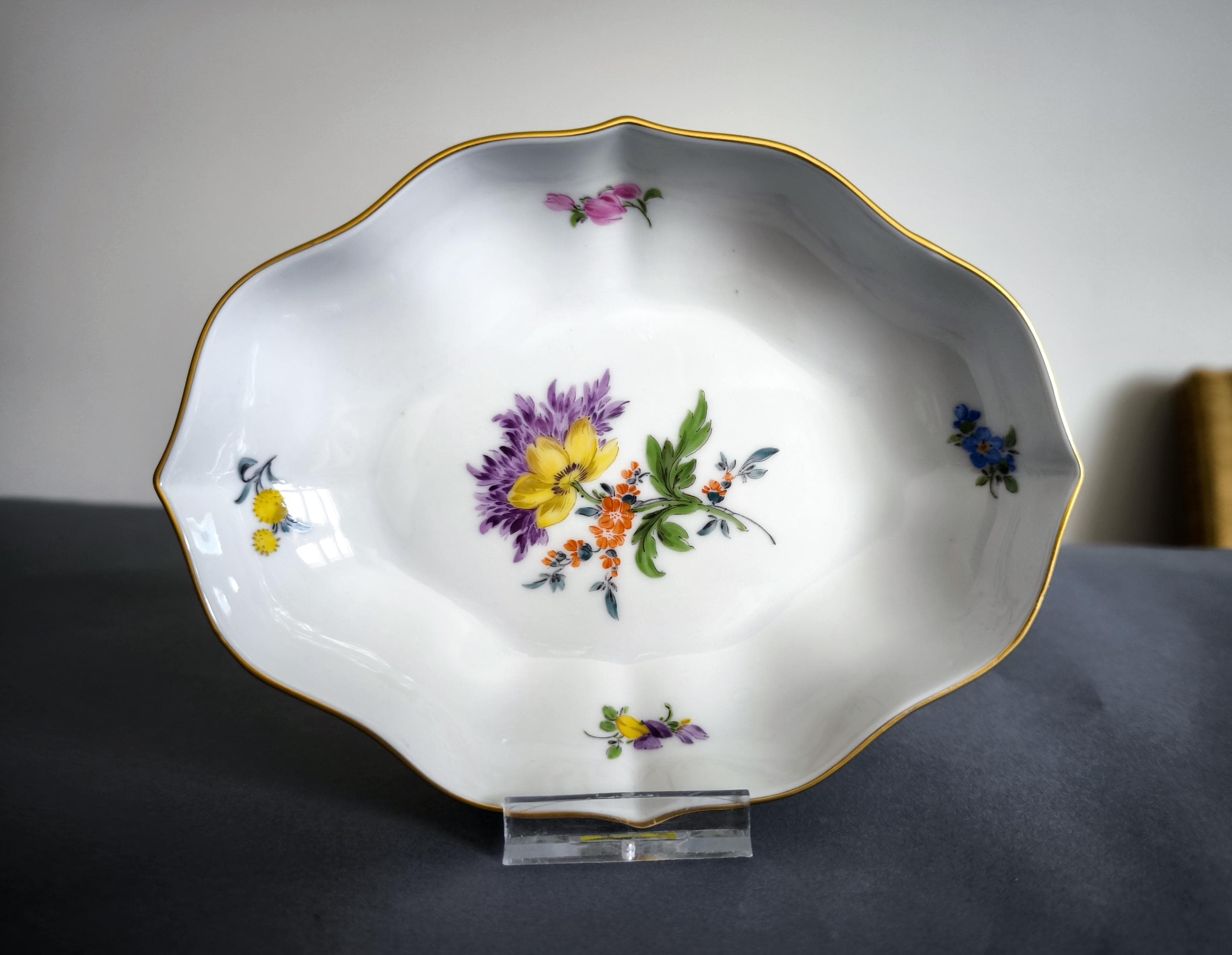 Meissen Brooch - Etsy Canada