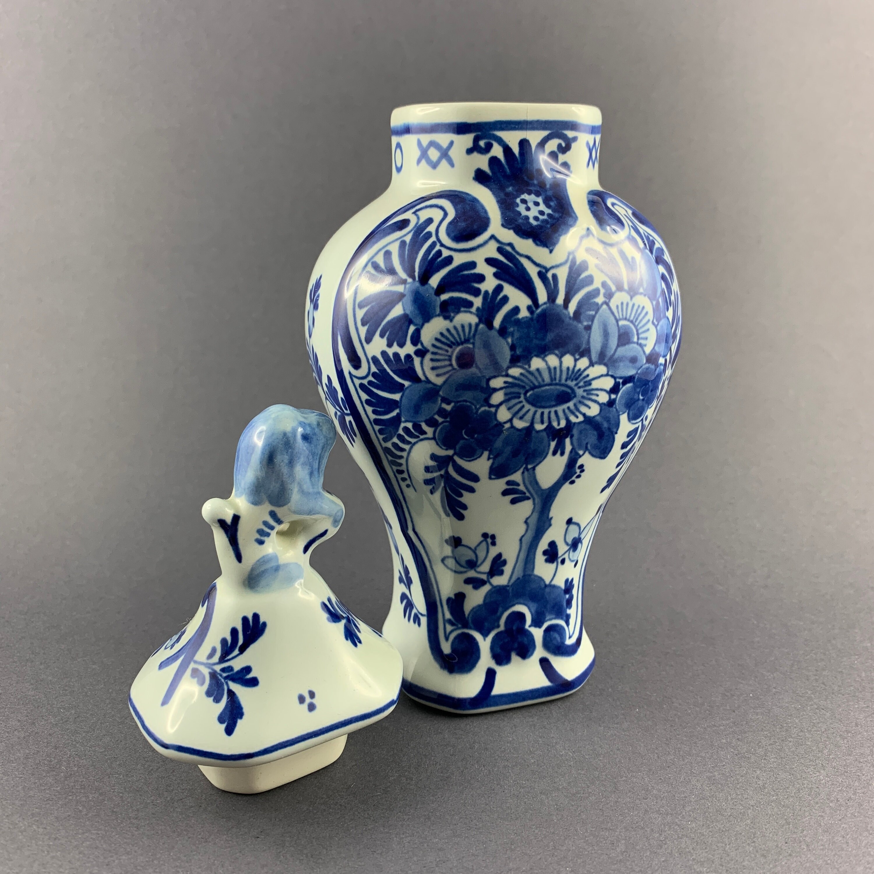 Royal Delft Blue Vase 1990 Handpainted Balustervaas - Collectible