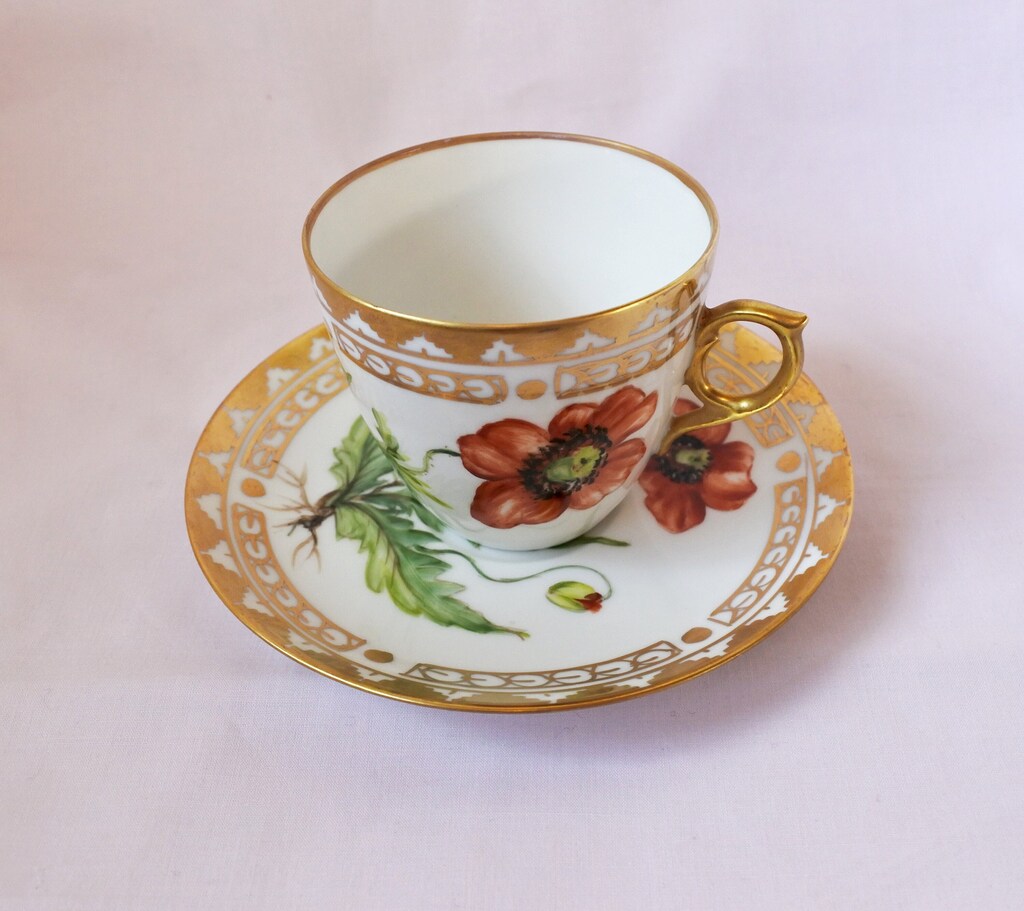 Royal Copenhagen Flora Tazza Con Piattino 27cl - Porcellana Fine Bone China Con Motivo Fiordaliso Blu