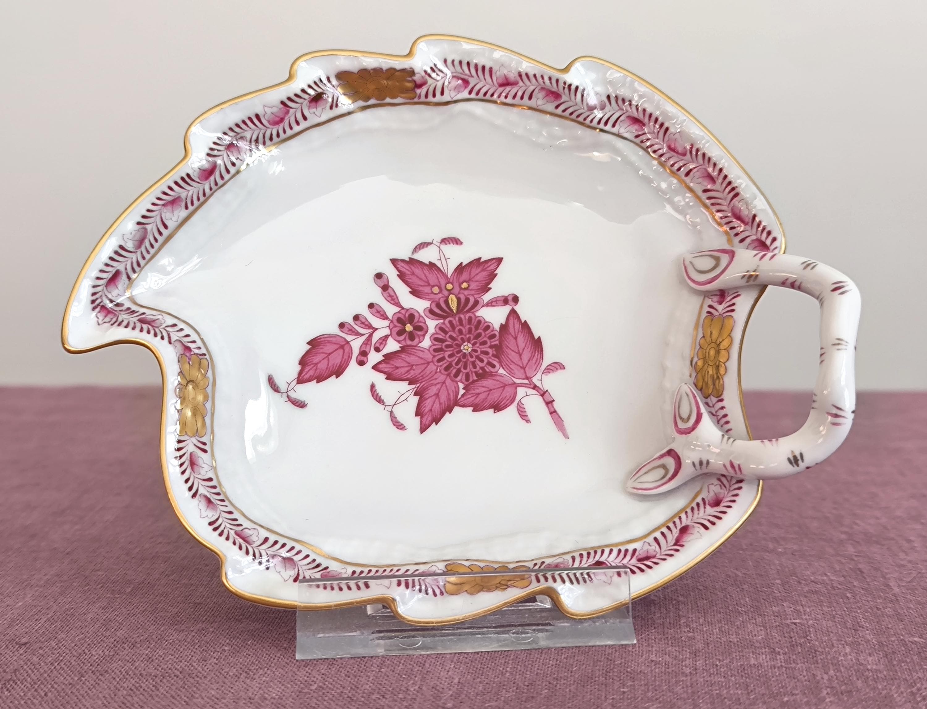 Herend Apponyi Purple Handpainted Leaf Dish With Handle, Herend