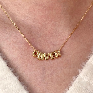 Collar personalizado con letra de burbuja 3D, collar con inicial pequeña de oro, collar minimalista con nombre de globo, collar con monograma para mujer, regalo para mamá
