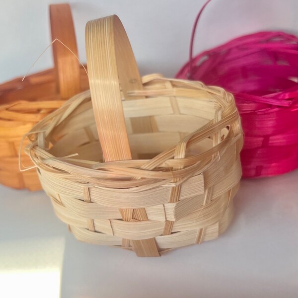 Mini Basket Set: Multi-colored Baskets Wicker Dollhouse Item for Girls Toy Accessory for Birthday Child Gift Collection Colorful Basket