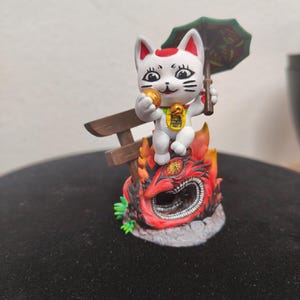 Chibi High-Speed Granny - Hand-Painted Resin Printed Model – NomNom Studios