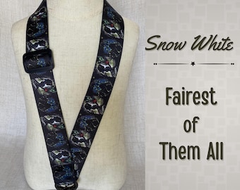 Disney Snow White Pin Trading Lanyard – Adjustable Crossbody Lanyard