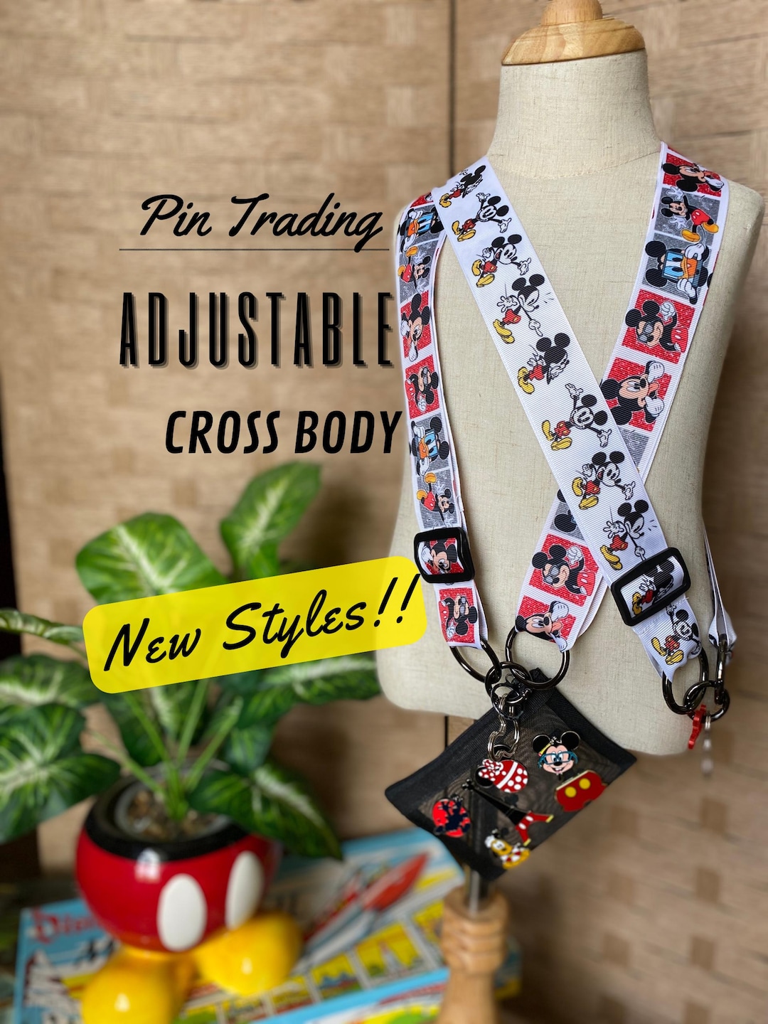 Disney Pin Trading ピンバッジ セット ストラップ付き il_1080xN.7067761938_n9r7.jpg