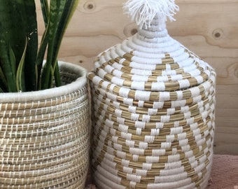 Witte Zig Zag Berber broodmand