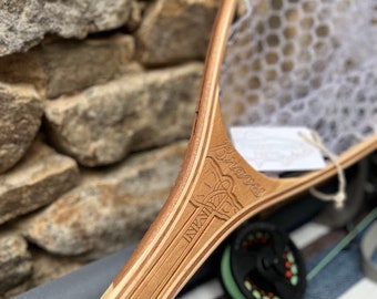 Tamaño mediano - Tallado - Atlanta Braves MLB - Sapele/Maple/Cherry - Red de pesca - Red de aterrizaje - Hecho en EE.UU. - Pequeñas empresas