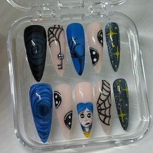 Coraline inspiriert Drücken Sie auf die Nägel | Handarbeit | Halloween | Personalisierbar |