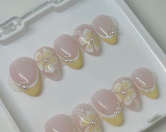 Butter Yellow Hibiscus Press On Nails | Handmade | Pastel | Floral Nails | Elegant | Summer | Vacation | Colour of the Season |