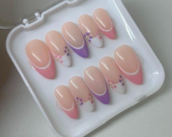 Pastel Pink and Purple French Tip Nails With Flowers | Handmade | Spring / Summer