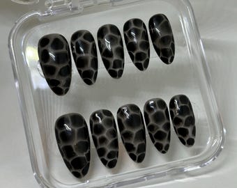 Black Serpent | Press On Nails | Handmade | Blooming Gel | Grunge | Gothic | Alt | Customisable |