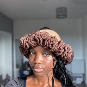 Gehaakte muts met ruches/hoed met twee kleuren ruches/zomerhoed/tweekleurige muts met ruches/gehaakte splitkleur/unieke gehaakte muts/cadeau voor haar/verjaardagscadeau