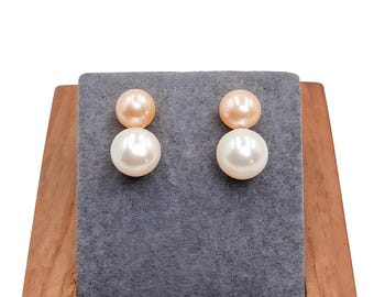 Orecchini a bottone con perle d'acqua dolce rosa e bianche: argento sterling