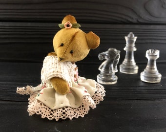 Juguete de oso de peluche vestido, amigo miny blythe, juguete de oso en miniatura hecho a mano