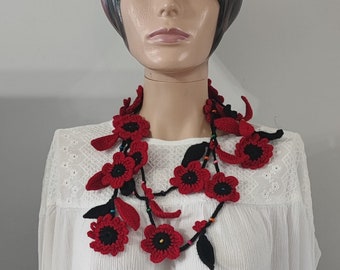Poppy necklace, knitted necklace, lacework necklace, handmade necklace, red-black necklace, rope necklace, knitted scarf, floral necklace