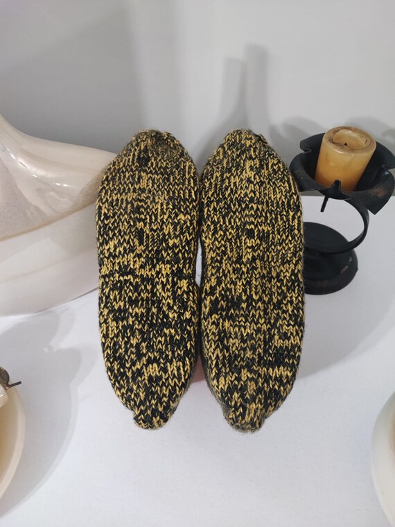 Handmade slippers, knitted slippers, winter slipp… - image 2