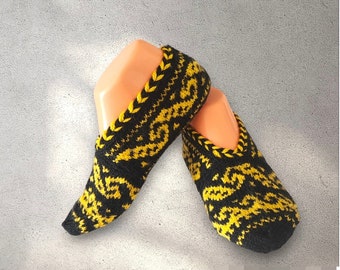 Knitted slippers, knitted socks, hand-knitted socks, Turkish slipper socks, women slippers, yellow socks, Anatolian socks, sock, Vintage
