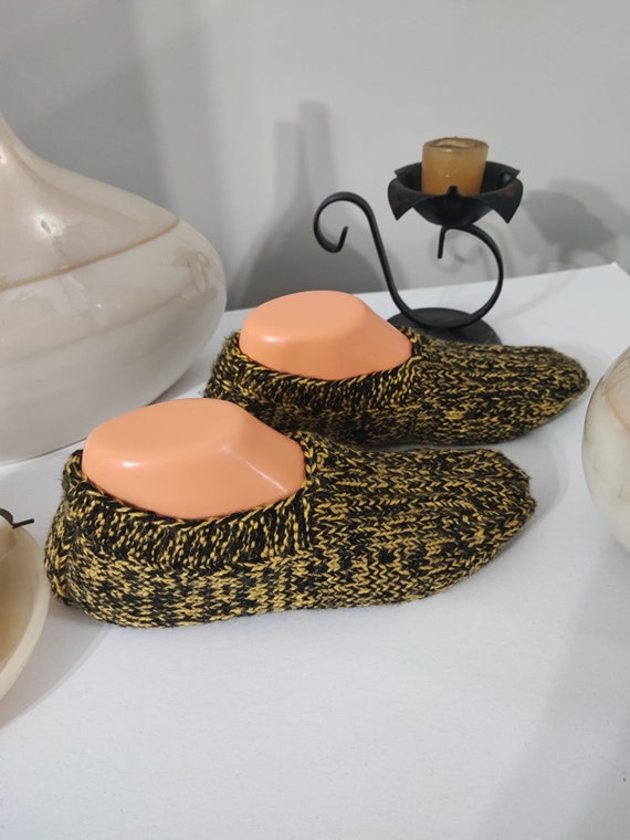 Handmade slippers, knitted slippers, winter slipp… - image 3