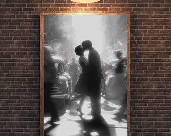 Romantyczny, czarno-biały pocałunek na ulicy z lat 50. – Vintage Cinematic Love Art Print, klasyczny miejski romans, dekoracja ścienna, ponadczasowy plakat retro