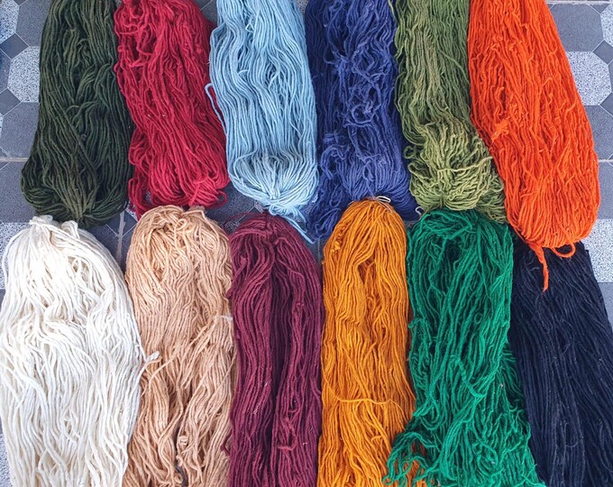 Natural Moroccan Wool Yarn Bundle, Rug Weaving, Tapestry, Textile Art