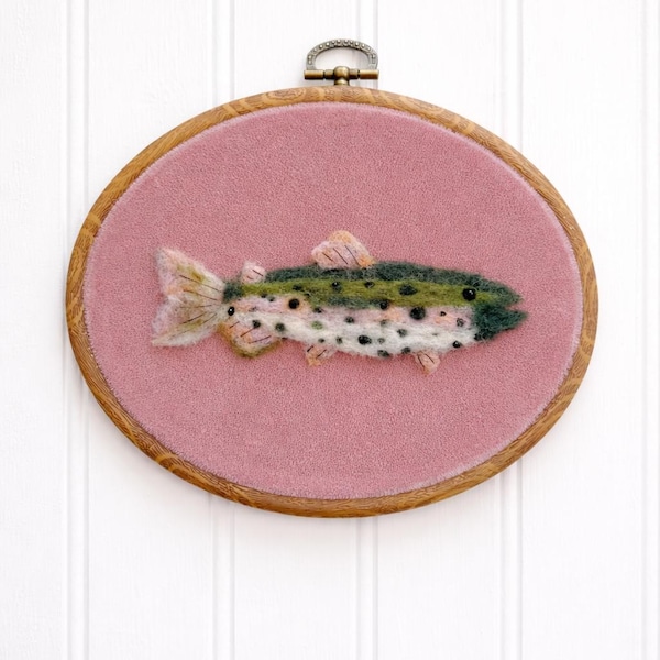 Decoración personalizada para la habitación del bebé con temática de trucha arcoíris, letrero con el nombre del bebé pescador, arte de pared personalizado para casa del lago, regalo para pescadores.