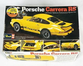 Vintage 1976 Revell 1/25 Scale Porsche Carrera RS Sports Car Model #7205 Sealed