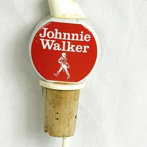 Tapón vertedor de corcho para botella de licor de Johnnie Walker de plástico y porcelana vintage imagen 2