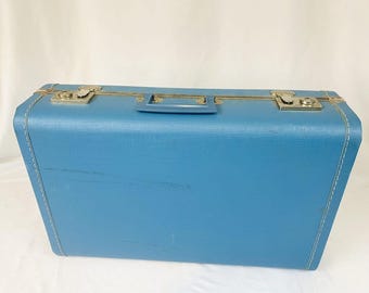 Vintage Robin Egg Blue Hard Side Suitcase Luggage 21" x 13.5" x 6.5"
