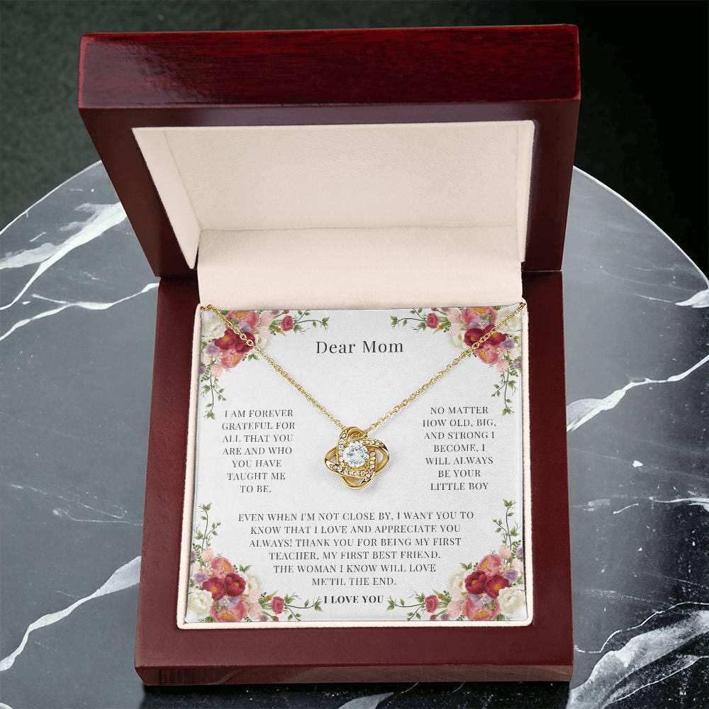 母の日のためのお母さんへのギフト。メッセージカードとギフトボックス