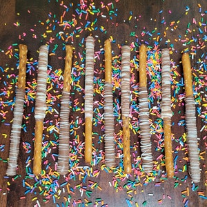 Chocolate Covered Pretzels (6)