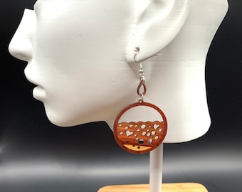 Artisanal earrings handmade in France, in precious wood, Bulles d'Amour