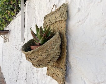 Woven Palm Leaf Spanish Plant Wall Pot Holder