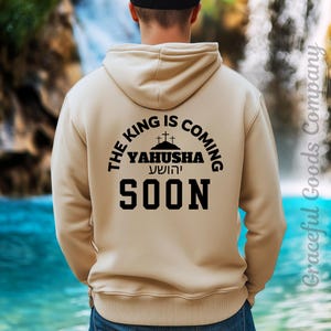 Faith Hoodie for men, Jesus Saves Sweatshirt, Christian Sweater, Men&#39;s Bible Verse Gifts Man of God T-Shirt Cross Gift for Dad Inspirational
