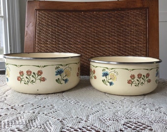 Vintage Kobe Set of 2 Ceramic Nesting Bowls, Made for JC Penny| Enamelware, Vintage Antique Farmhouse Kitchen Decor,  Rust