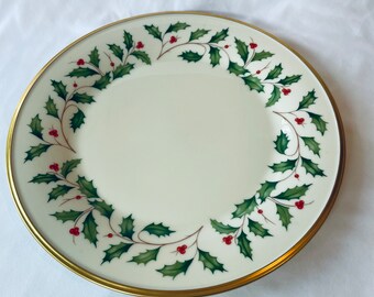 Lenox DINNER Plate, Holiday Dimension China, For Vintage Christmas Dinner Setting, Holly and Berries Pattern with Gold Trim, USA