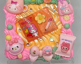 Personalisierter Sanrio My Melody Taschenspiegel mit Lichtern