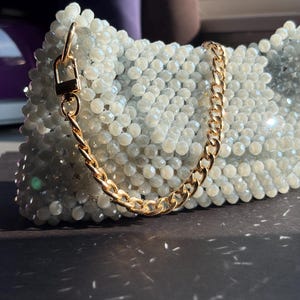 Blauwe portemonnee met kralen, handgemaakte glittertas met gouden ketting, minischoudertas voor evenementen en avondje uit, Y2K-koppeling met kralen, elegante handtas met kralen