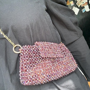 Pochette à vin en perles de rocaille bordeaux, élégante petite pochette, cadeau pour elle, accessoire de pochette en cristal pour femme