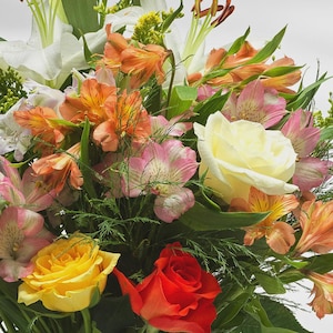 Flores frescas personalizadas para cumpleaños - Amanecer
