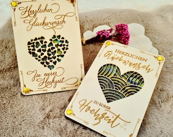 Hochzeitskarte Holz – Geldgeschenk mit Herzmotiv – Glückwunschkarte zur Hochzeit – Geschenk für das Brautpaar – Liebevoll gravierte Karte
