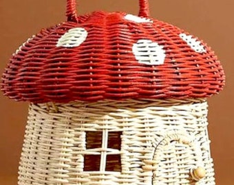 Panier en rotin maison de champignons, maison de panier de pique-nique, panier tissé à la main, jouets pour enfants, cadeau pour les enfants, décoration de jardin de pique-nique, maison de champignons rouges