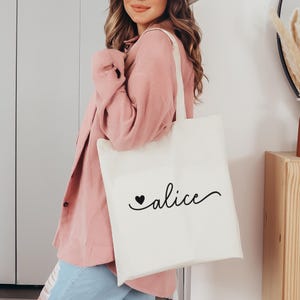 Bridesmaid Tote Bags, Maid of Honor Tote, Personalized Bridesmaid Bags, Bridal Party Bridesmaid Gifts, Bride Gift