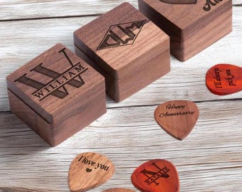 Custom Walnut Guitar Picks and Holder Case, Personalized Plectrum Box for Guitarist
