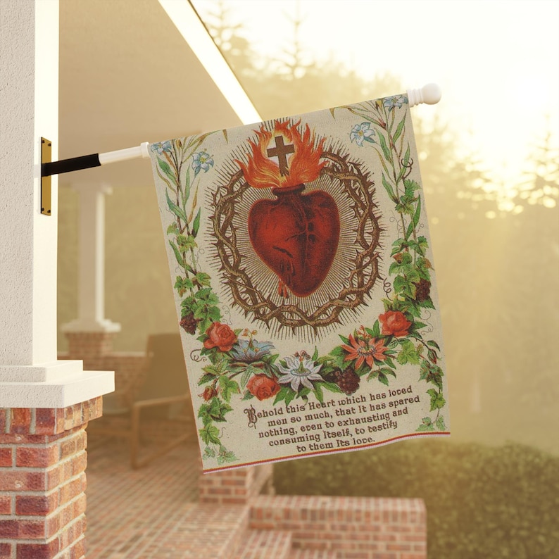 Sacred Heart of Jesus Garden Banner: Vintage Catholic Decor 24.5'' × 32''