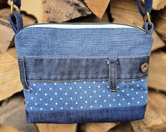 Geüpcycleerde denim crossbodytas | Handgemaakte milieuvriendelijke portemonnee met stijlvol ontwerp | Unieke patchworkjeans