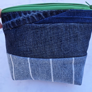 Upcycled Demin Jeans Patchwork Gusset Pouch with Green Zipper and Holiday Houses Lining BRB#205