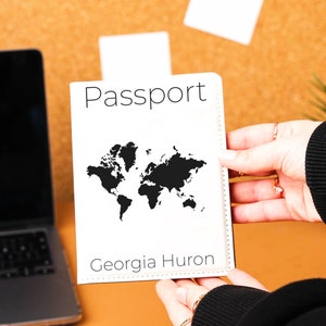 Custom Leather Passport Holder, Passport Case Cover, Travel Essentials, Traveler&#39;s Gift, Custom Passport Wallet, Customized Wanderlust Gift