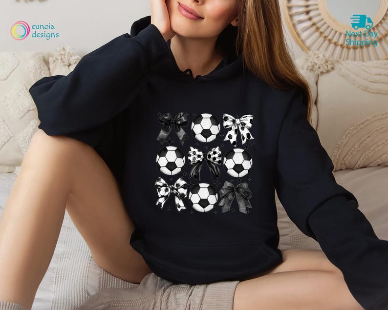 Vintage Soccer Bow Shirt, Game Day Sweatshirt, Sport Mom Gift, Cheer Mom Tee, Gift For Soccer Lover Mom, Soccer Coach Gift, Coquette Soccer bild 5