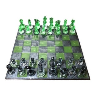 Handmade Resin Chess Set - Space Alien