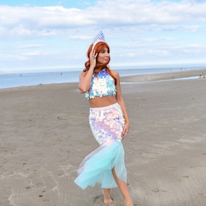 Mermaid Costume for Adults, Sparkly Sequin Top and Tulle Skirt with Crown, Handmade Beach Fantasy Outfit, Women&#39;s Mermaid Party Dress